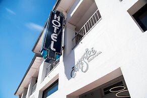 Cottesloe Beach Hotel