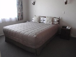 Mountain View Motel, Levin