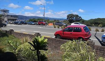 Foreshore Motor Lodge