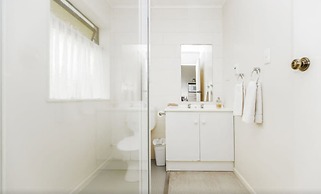 Foreshore Motor Lodge