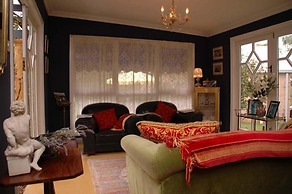 Le Petit Palais Villas