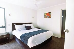 Aquarius Motor Inn