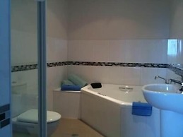 Swan Lake Guest House