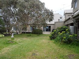 Swan Lake Guest House