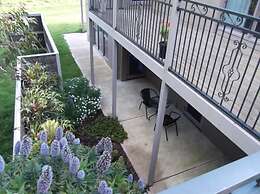 Swan Lake Guest House