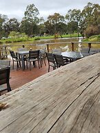 Magdala Motor Lodge & Lakeside Restaurant