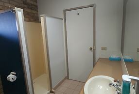 Magdala Motor Lodge & Lakeside Restaurant