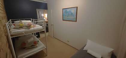 Magdala Motor Lodge & Lakeside Restaurant