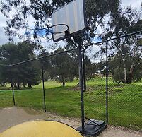 Magdala Motor Lodge & Lakeside Restaurant