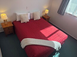 ASURE Ambassador Motor Lodge
