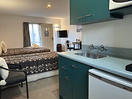 ASURE Ambassador Motor Lodge