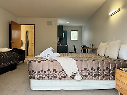 ASURE Ambassador Motor Lodge