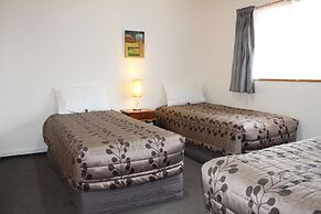 ASURE Ambassador Motor Lodge