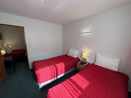 ASURE Ambassador Motor Lodge