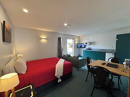 ASURE Ambassador Motor Lodge