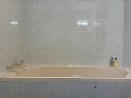 ASURE Ambassador Motor Lodge