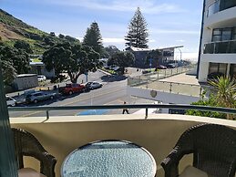 Oceanside Resort & Twin Towers