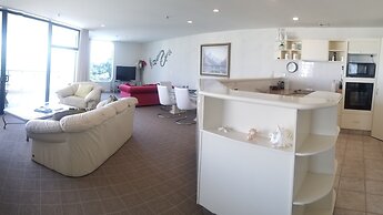 Oceanside Resort & Twin Towers
