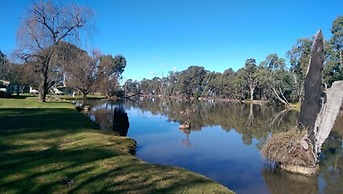Cohuna Waterfront Holiday Park