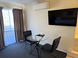 Mid City Plantation Motel