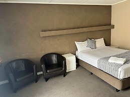 Mid City Plantation Motel