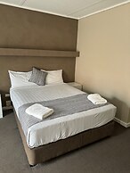 Mid City Plantation Motel