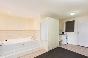 Mid City Plantation Motel