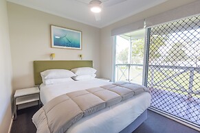 NRMA Lake Somerset Holiday Park