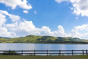 NRMA Lake Somerset Holiday Park