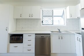 NRMA Lake Somerset Holiday Park