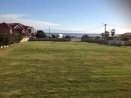 Seaspray Beach Holiday Park