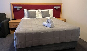 George Bass Motor Inn