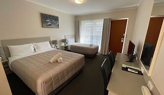 George Bass Motor Inn