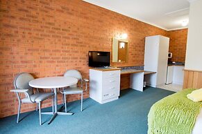 Golden River Motor Inn