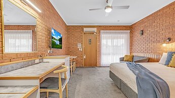 Golden River Motor Inn