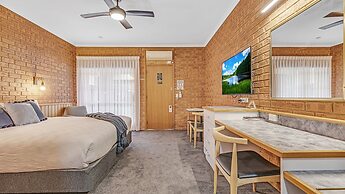 Golden River Motor Inn