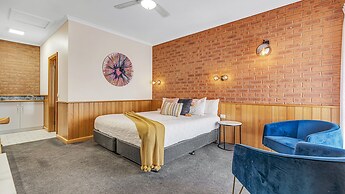 Golden River Motor Inn