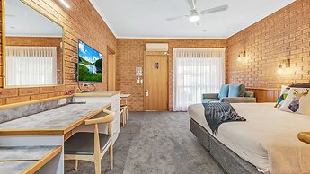 Golden River Motor Inn