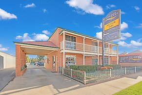 Golden River Motor Inn