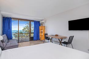 Bayview Tower