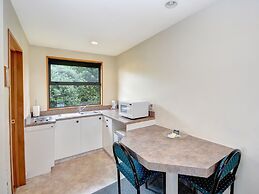 Bonnie Knights Motel