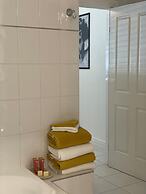 CocknBull Boutique Hotel