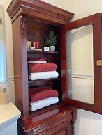 CocknBull Boutique Hotel