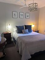 CocknBull Boutique Hotel