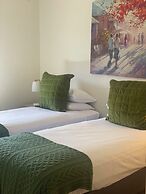 CocknBull Boutique Hotel