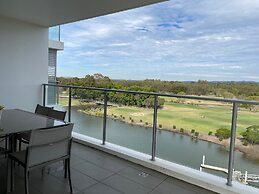 Signature Waterfront Apartments