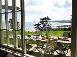 Ahu Ahu Beach Villas