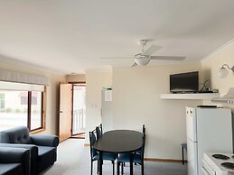 Port Vincent Motel & Apartments