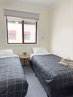 Port Vincent Motel & Apartments