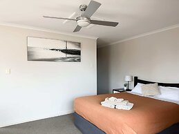 Port Vincent Motel & Apartments